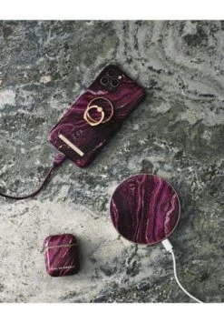 Top 10 🥰 Ideal Of Sweden Handyhülle IPhone 13 Golden Plum 🌟 -technik Verkäufe unnamed file 105